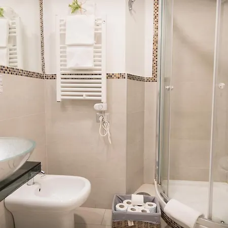 ゲストハウス Your Vatican ローマ